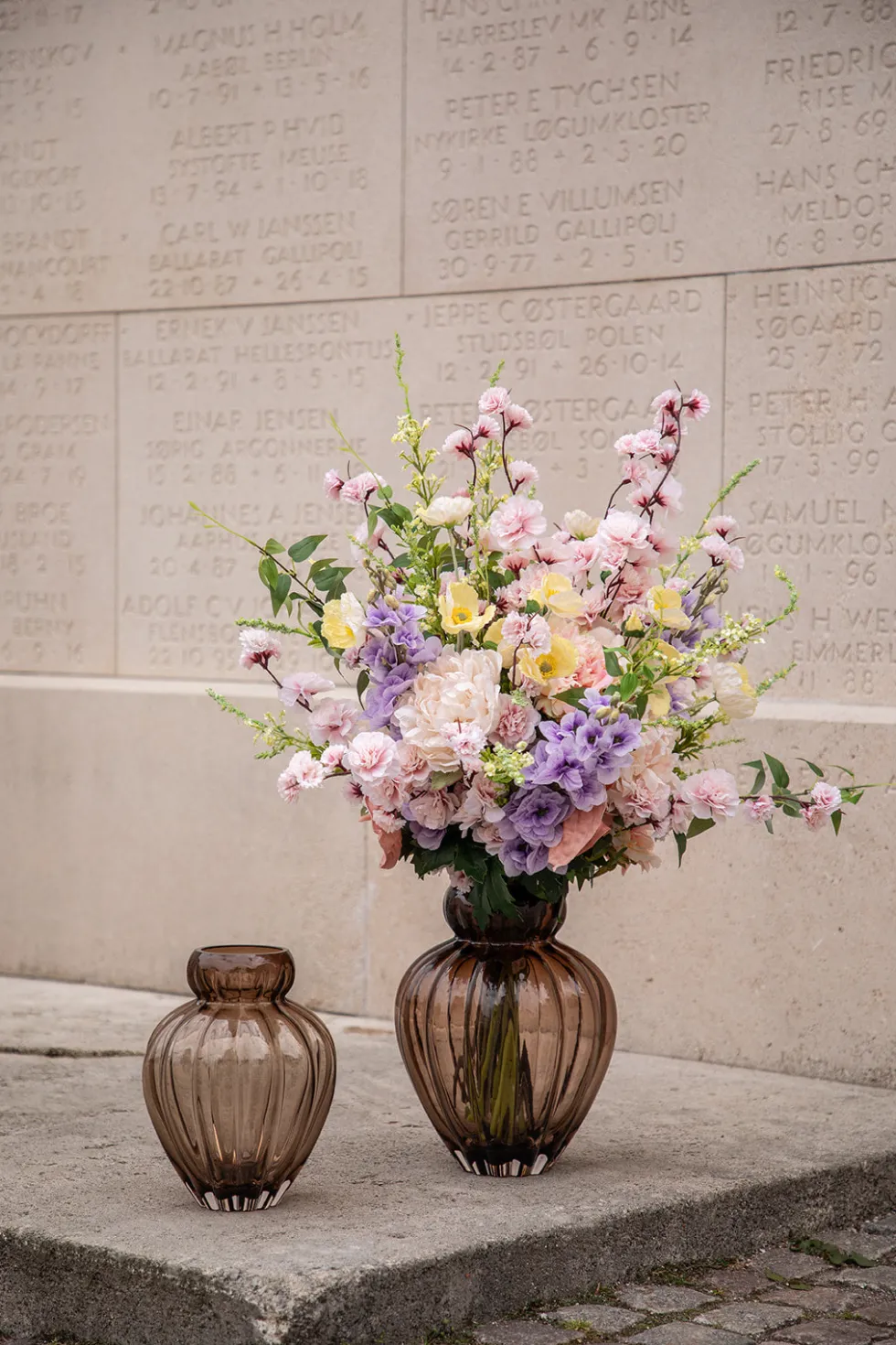 Audrey Vase - Smokey brown | Stor
