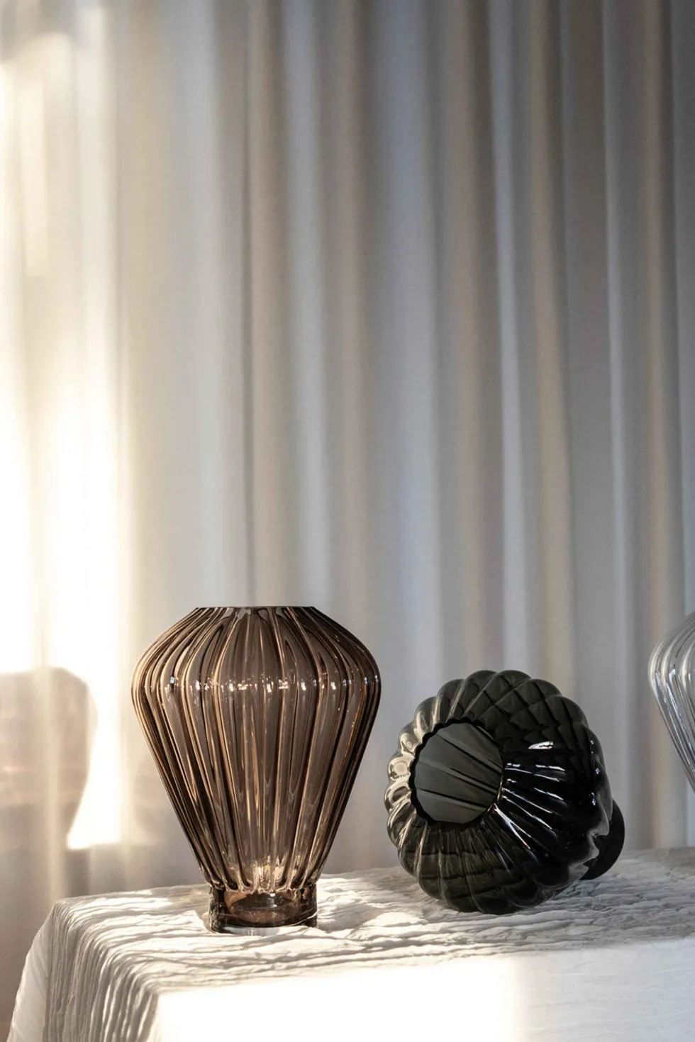 Evelyn Vase - Topaz | Mellem