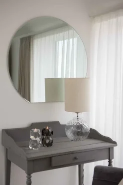 Lily Bordlampe - Klar | Harlequin