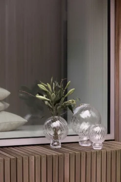 Meadow Swirl Vase - Klar | Mellem