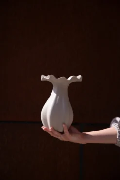 Nellie Vase - Sand | Stor